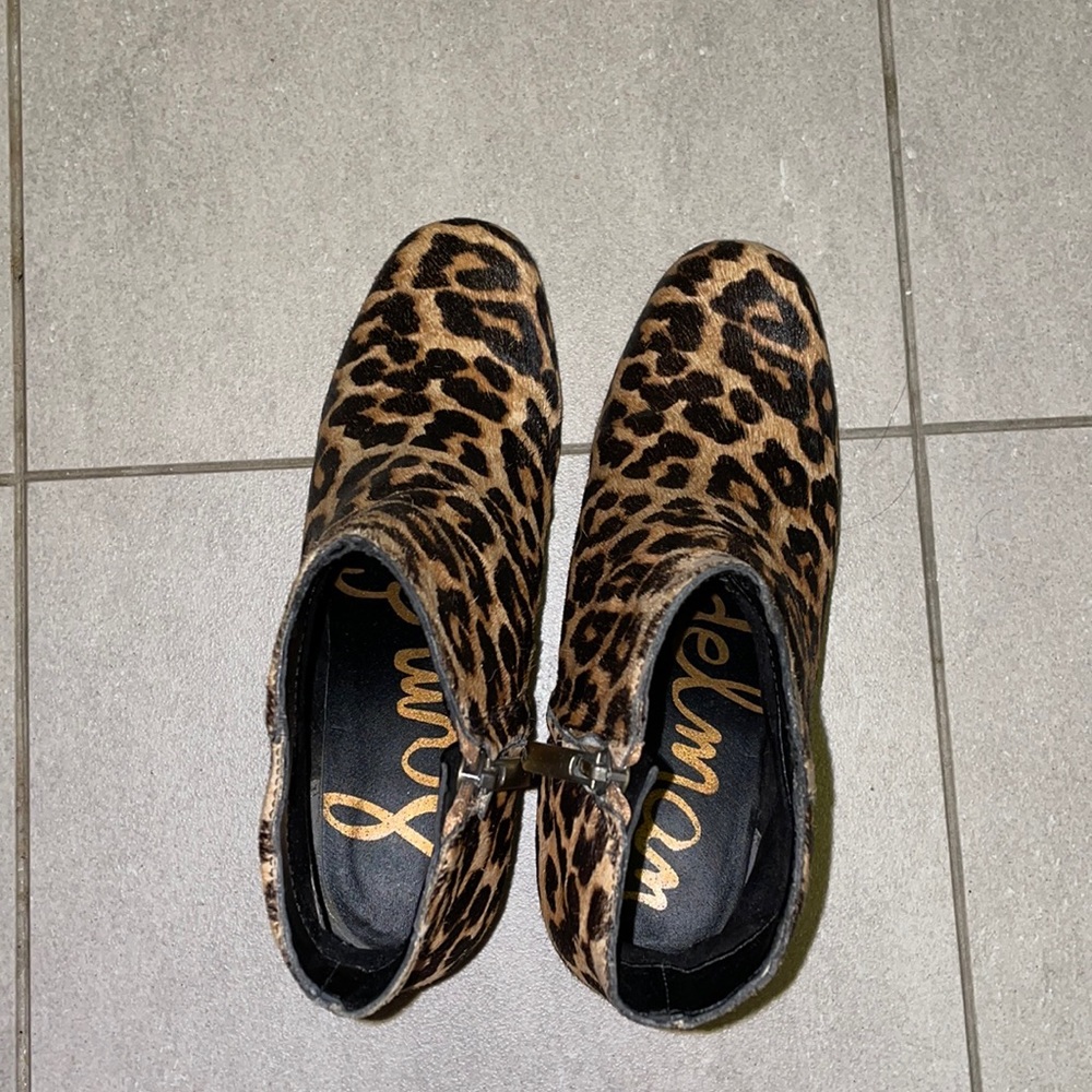 Sam Edelman Edith leopard print calf hair mid heel booties